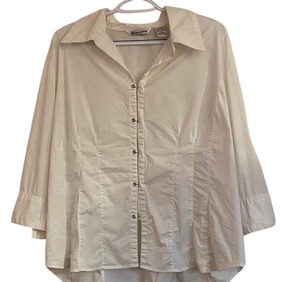 Quizz Woman White Button-Down Blouse Plus Size 22 - Picture 3 of 7